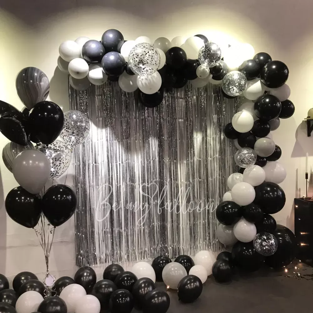 Holiday Balloon Bouquet