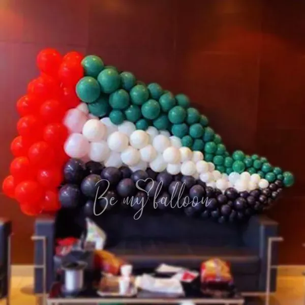 UAE Organic Balloon Garland Composition